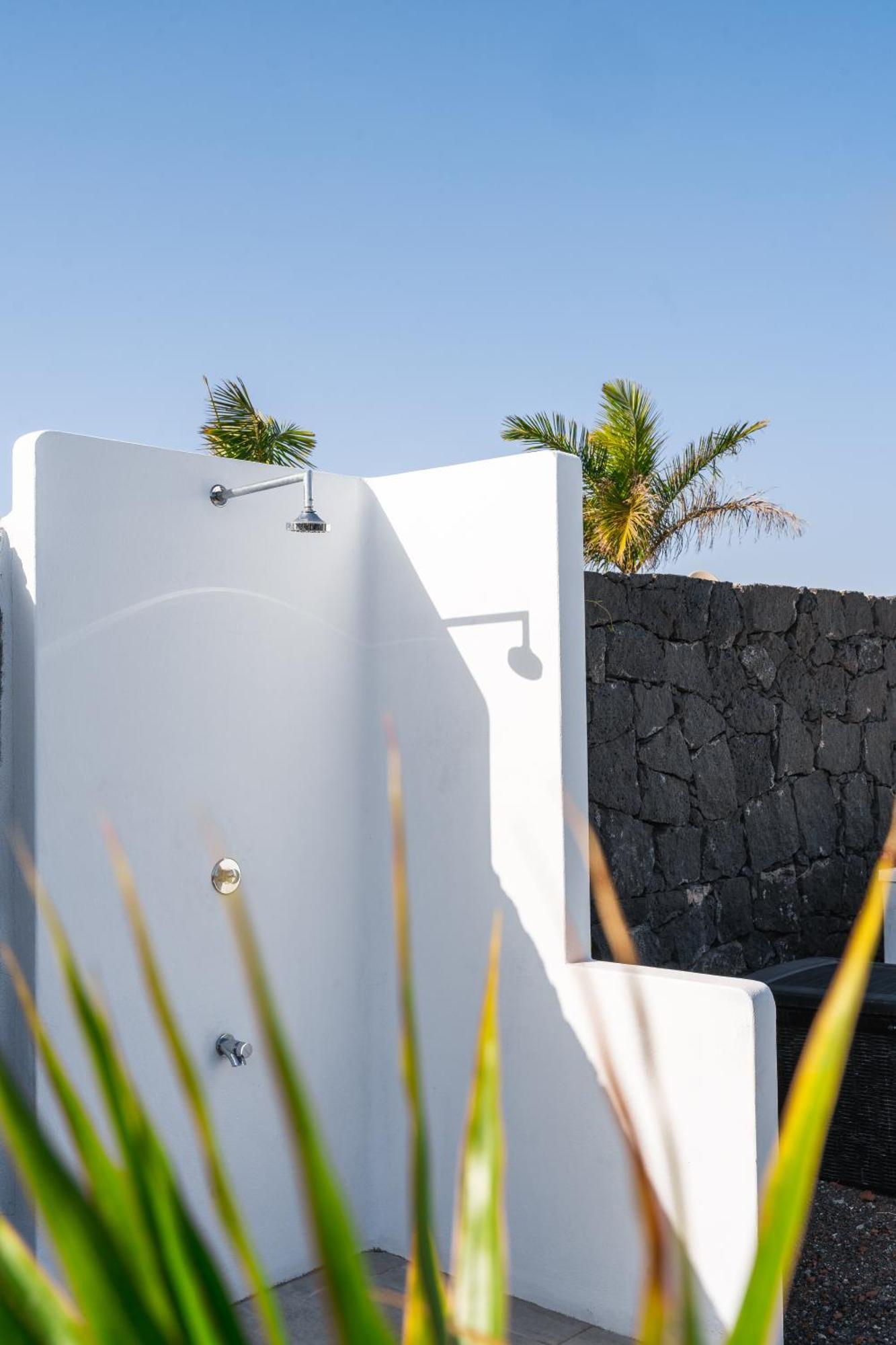 3 Bedroom Villa With Private Pool Close To Papagayo Beach Playa Blanca  Exterior foto