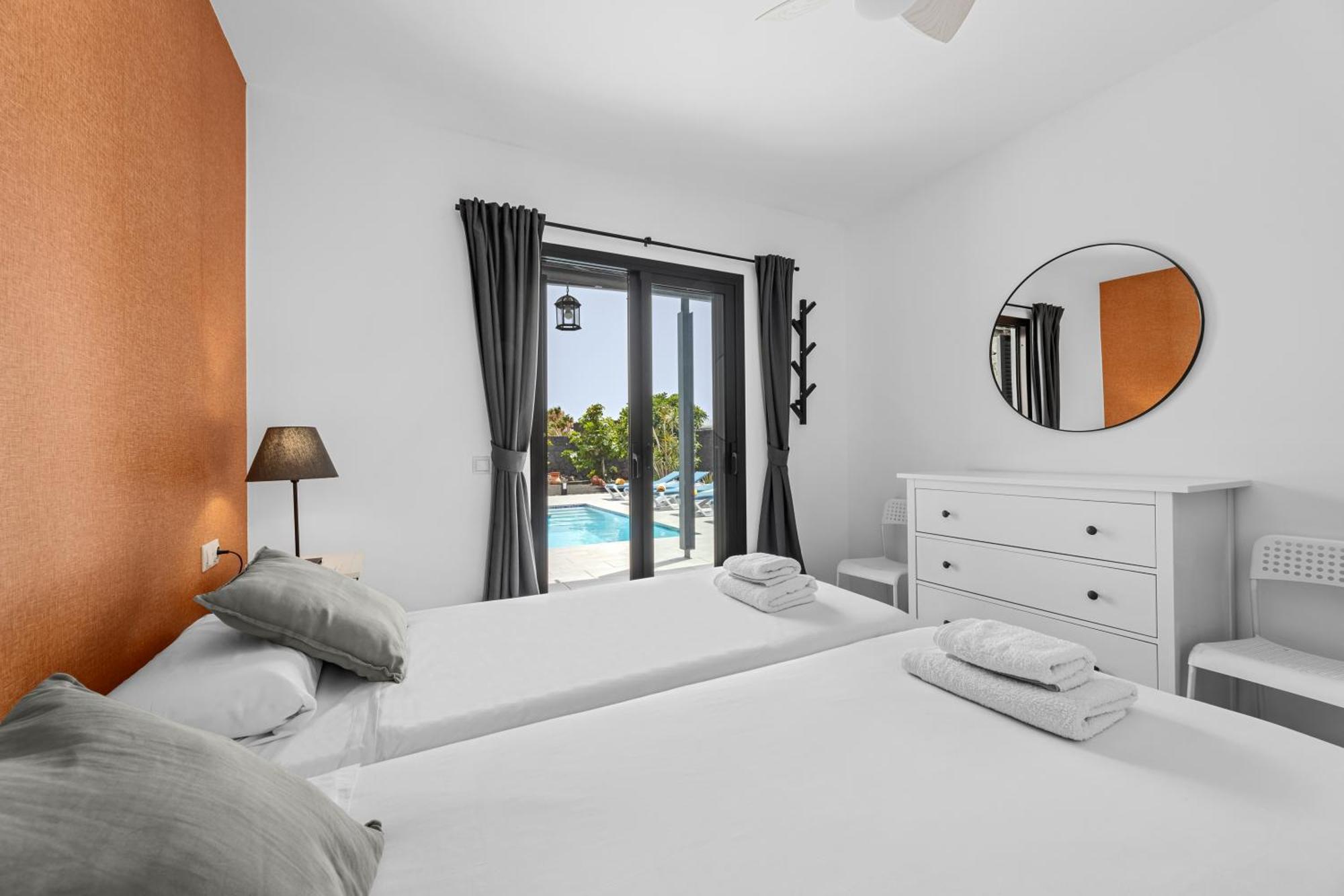 3 Bedroom Villa With Private Pool Close To Papagayo Beach Playa Blanca  Exterior foto